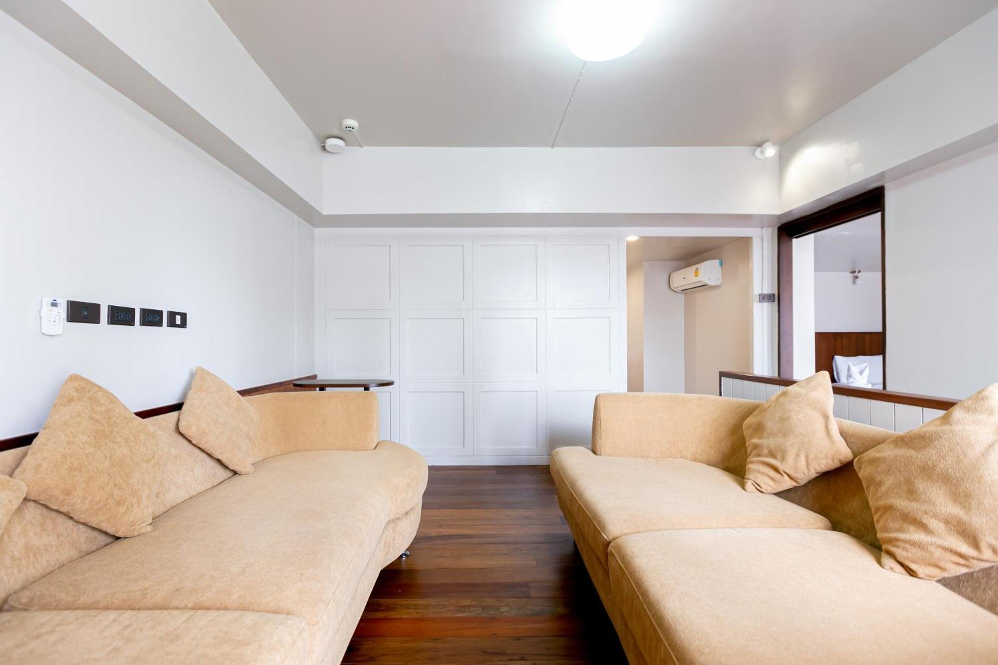 A Room Bangkok Sathorn Luaran gambar
