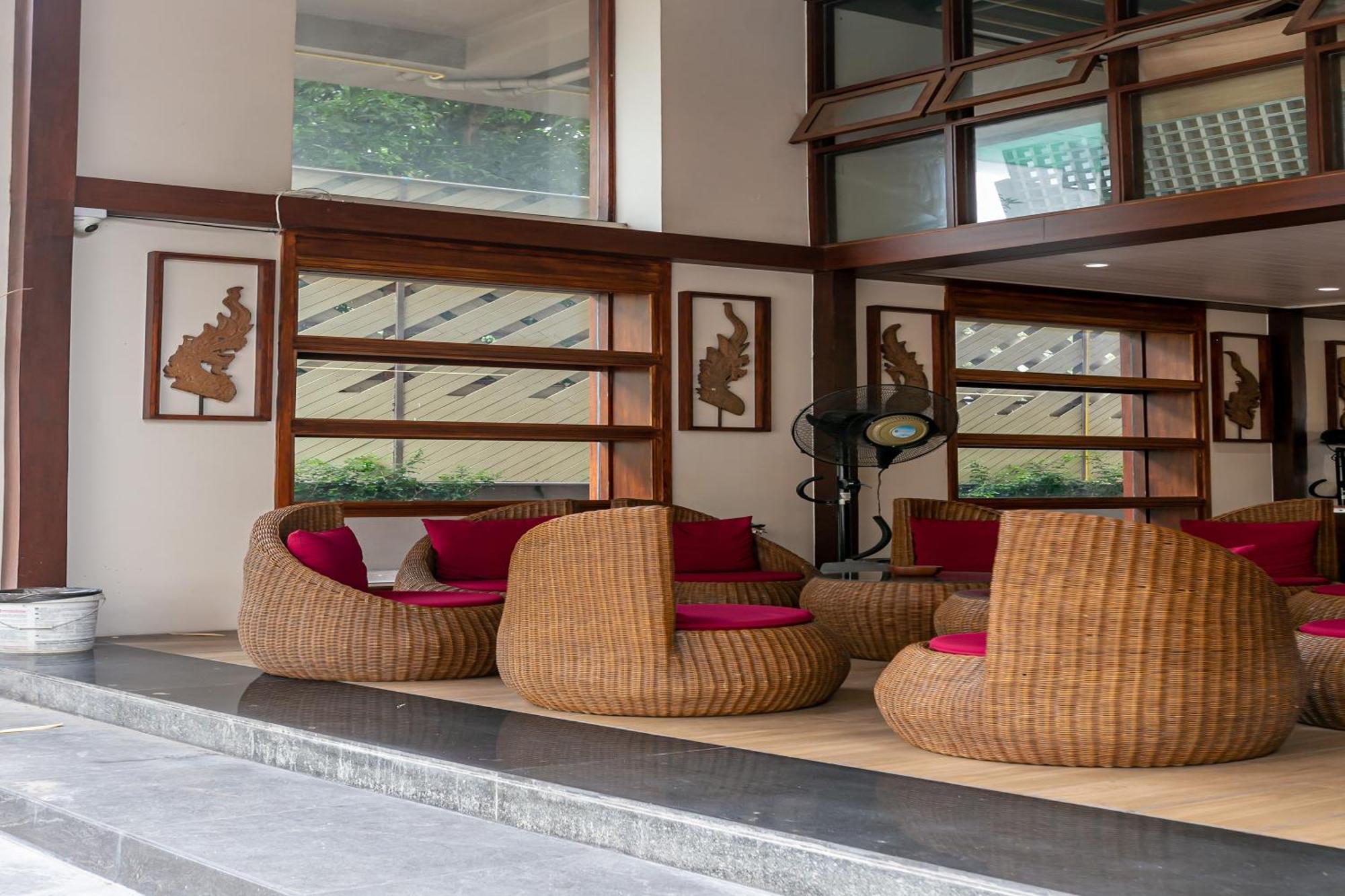 A Room Bangkok Sathorn Luaran gambar
