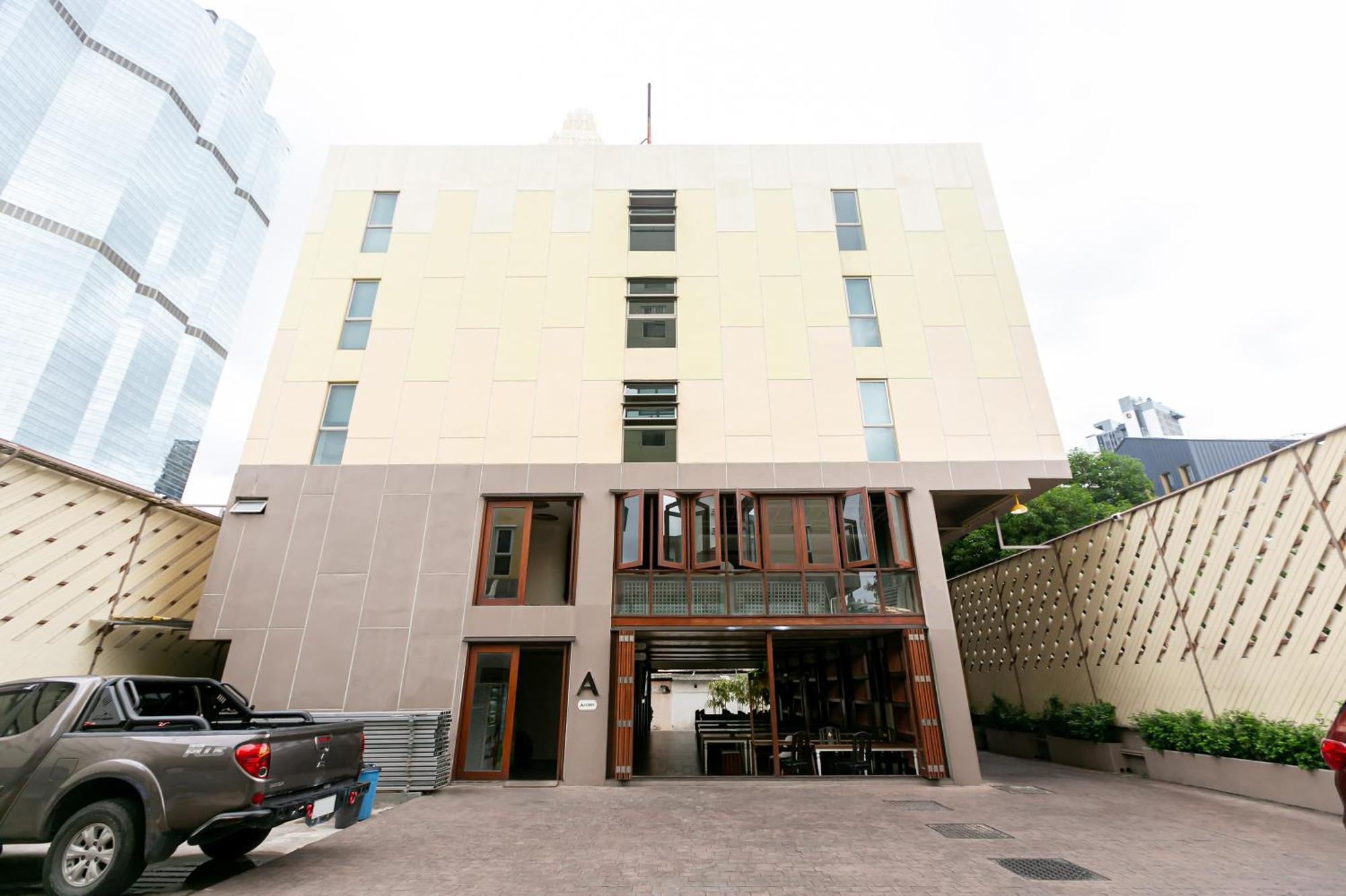 A Room Bangkok Sathorn Luaran gambar