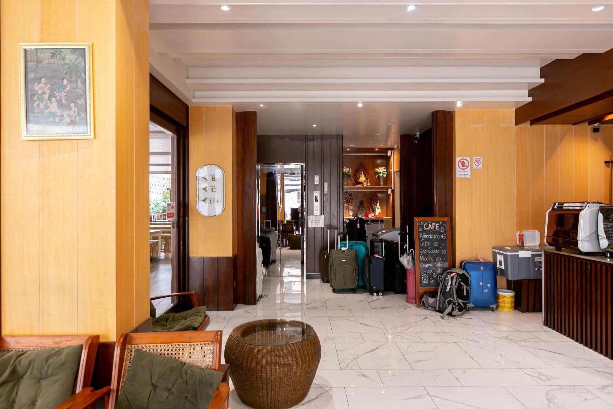 A Room Bangkok Sathorn Luaran gambar